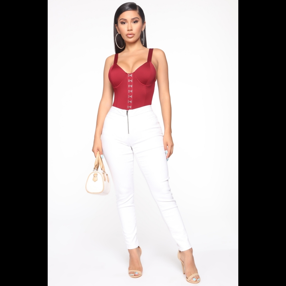 🆕️ LISTING!! BNWT FASHION NOVA CAN BE ANYTHING ZIP SKINNY JEANS WHITE